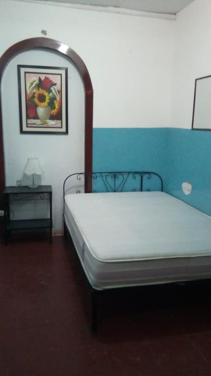 Hostal Virrey & Tours Trujillo Exteriér fotografie